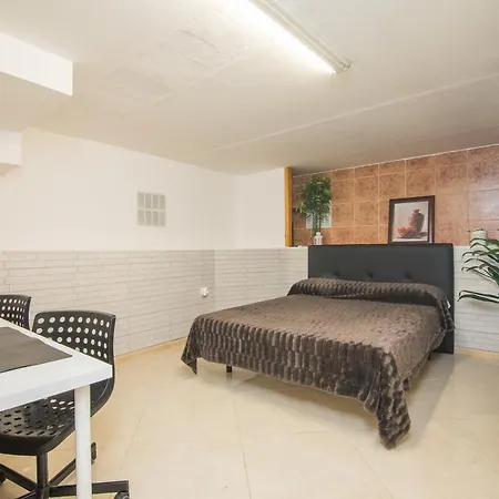 Villa Casa Blanca La Grande - Swimming Pool - Jacuzzi Xxl - 2,4km - Airport 12 Km - Center 1km *