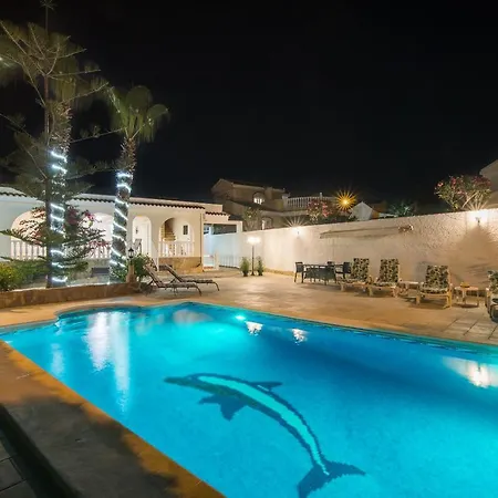 Casa Blanca La Grande - Swimming Pool - Jacuzzi Xxl - 2,4km - Airport 12 Km - Center 1km Gran Alacant