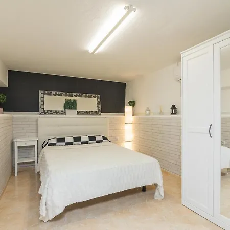 Casa Blanca La Grande - Swimming Pool - Jacuzzi Xxl - 2,4km - Airport 12 Km - Center 1km Villa *
