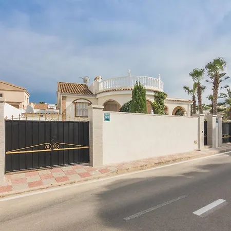 Casa Blanca La Grande - Swimming Pool - Jacuzzi Xxl - 2,4km - Airport 12 Km - Center 1km
